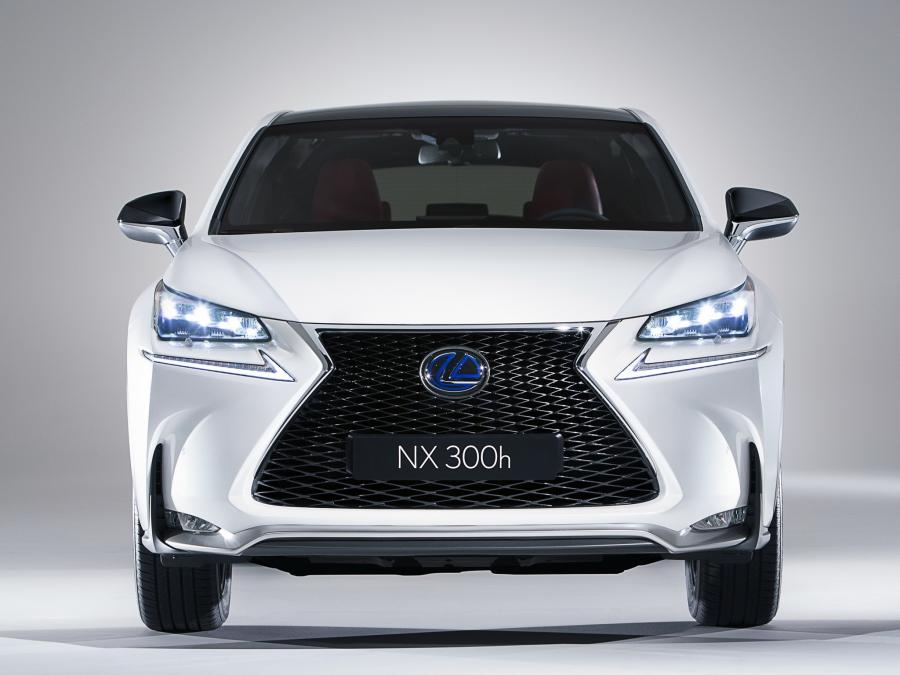  Lexus NX300h F-Sport 2014 года  (фото 1 из 6)